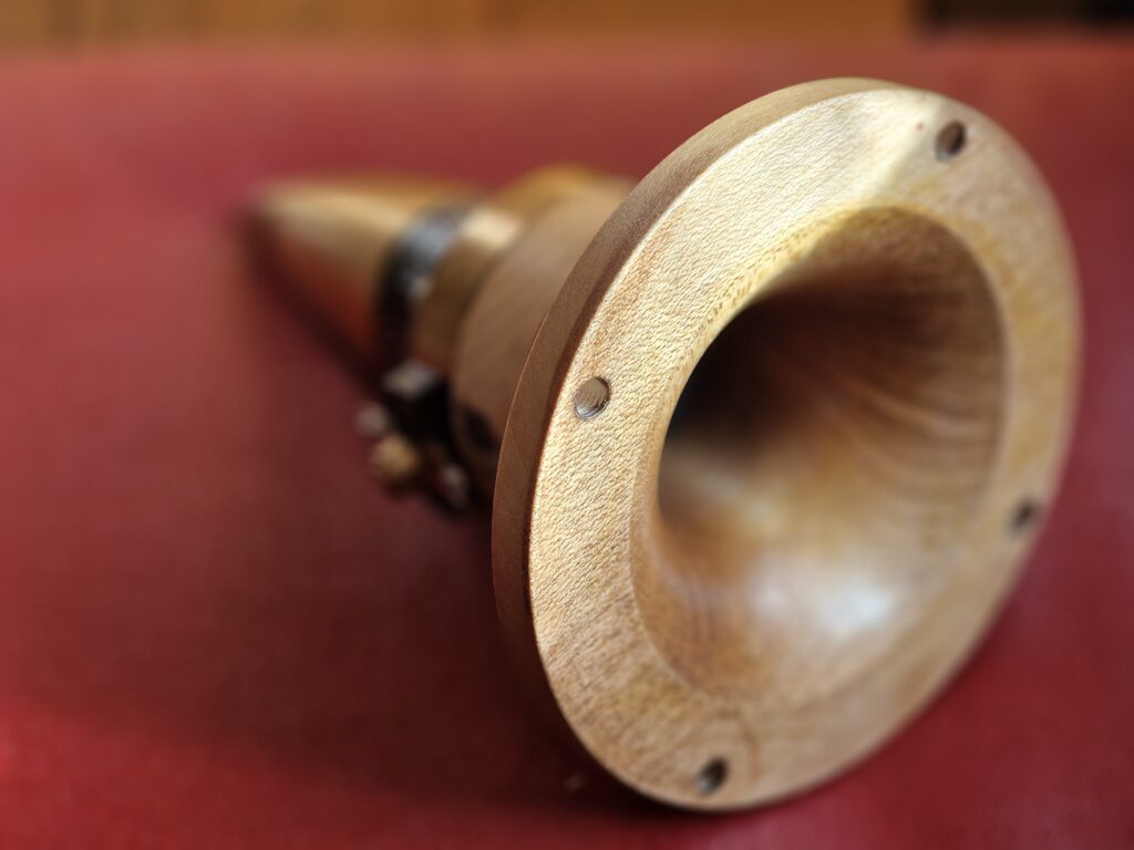 Advanced audio engineering and proprietary component research at Sarmata Lab in Sanok, Poland.